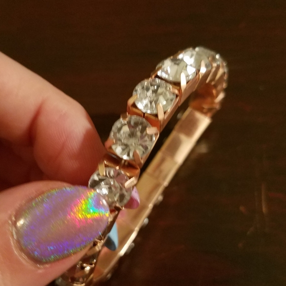 Silver rhinestone sparkle faux diamond bracelet - Picture 7 of 8